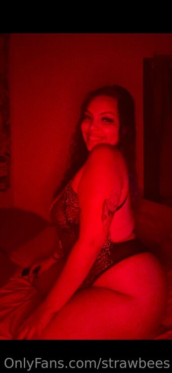 strawbees Голе фотографије OnlyFans 16