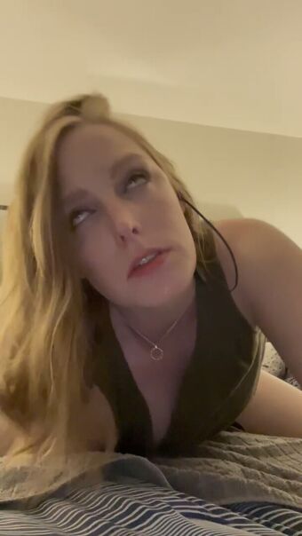 SubmittedRose Голе фотографије OnlyFans 100