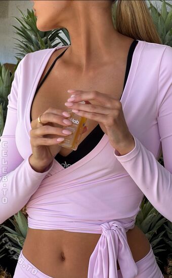 Summer Rose Hart Голе фотографије OnlyFans 36