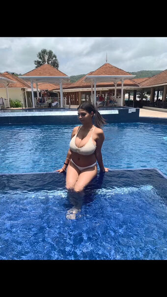 SummerT Голе фотографије OnlyFans 34