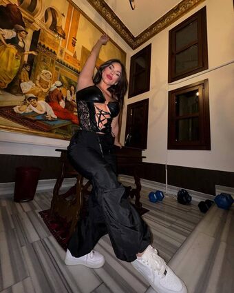 suna Голе фотографије OnlyFans 41