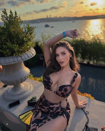 suna Голе фотографије OnlyFans 49