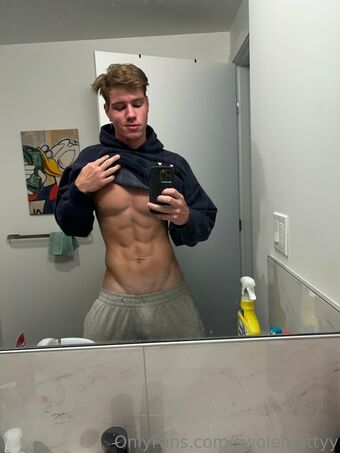 swolemattyy Голе фотографије OnlyFans 28