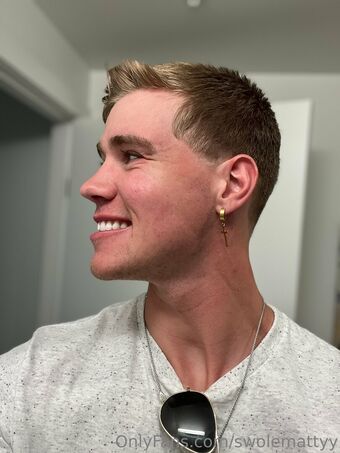 swolemattyy Голе фотографије OnlyFans 31