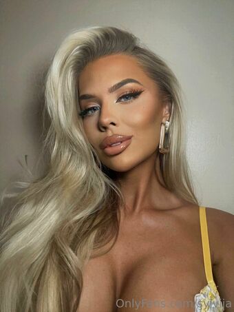Sylvijaa Голе фотографије OnlyFans 26