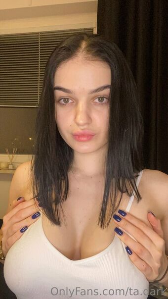 ta.dark Голе фотографије OnlyFans 110