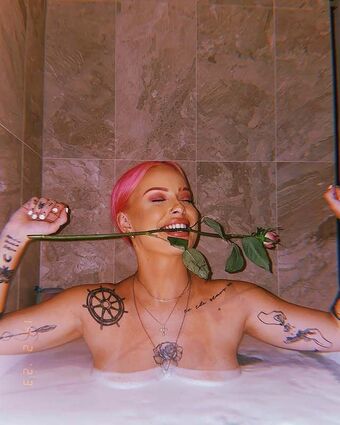 Taleesha Голе фотографије OnlyFans 2