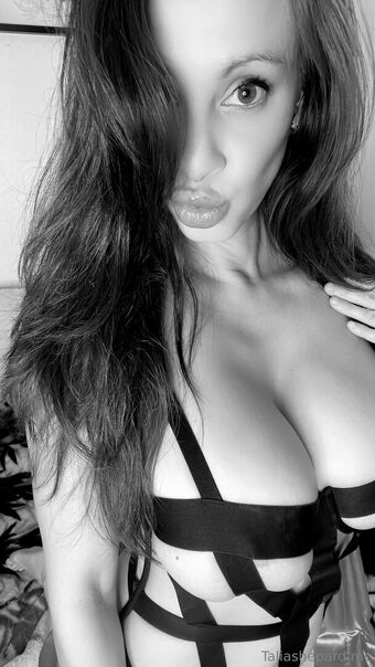 taliashepard Голе фотографије OnlyFans 40