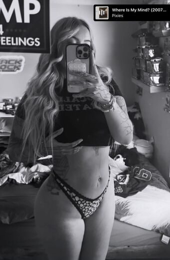 tattedbblonde