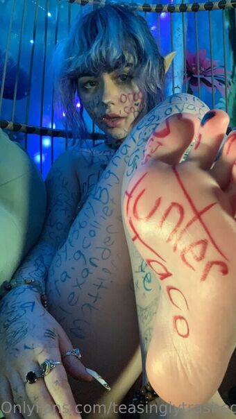 teasinglytrashed Голе фотографије OnlyFans 19