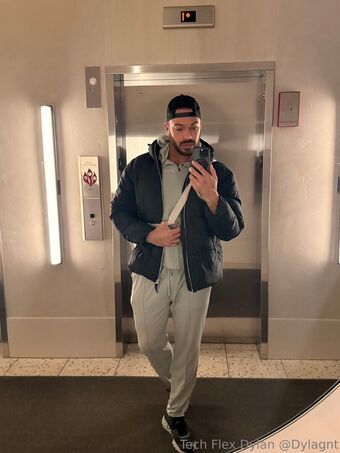 techflexdylan Голе фотографије OnlyFans 30