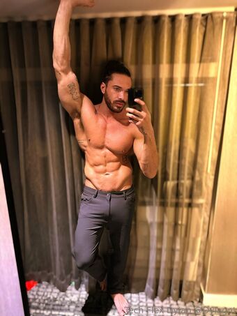techflexdylan Голе фотографије OnlyFans 37