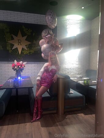 texastatum Голе фотографије OnlyFans 32