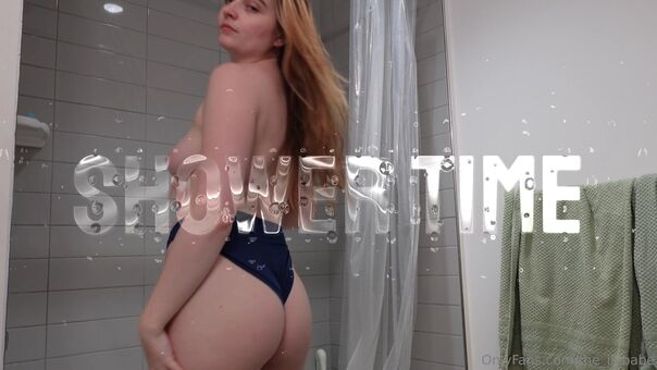 the_ilybabe Голе фотографије OnlyFans 49