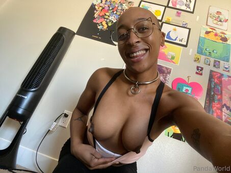 thecleopanda Голе фотографије OnlyFans 38