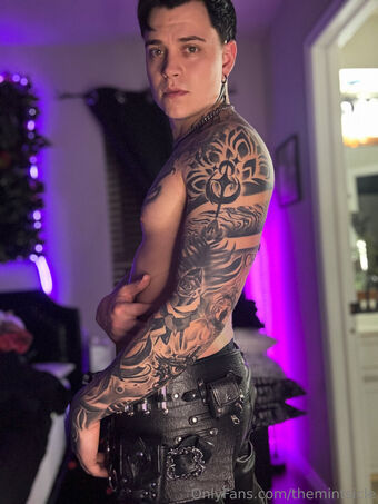 themintsicle Голе фотографије OnlyFans 18