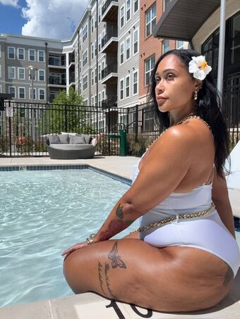thickfancy Голе фотографије OnlyFans 49
