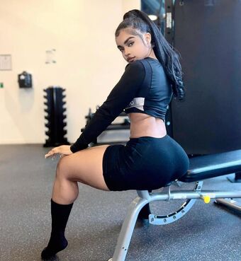 Thurriaa Голе фотографије OnlyFans 26