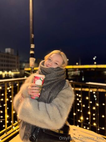 tiny_kinyy Голе фотографије OnlyFans 2