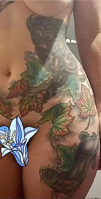 tinybosst Голе фотографије OnlyFans 3
