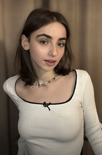 Tinycake Голе фотографије OnlyFans 14