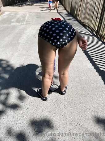 tinydancerbritt Голе фотографије OnlyFans 8