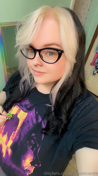 tinymortician89