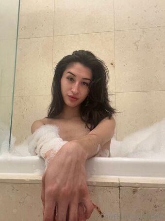 tinypix Голе фотографије OnlyFans 15