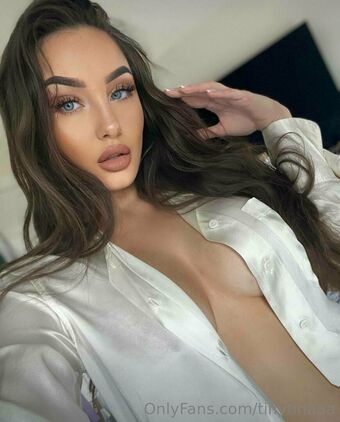 tinytinaaa Голе фотографије OnlyFans 2