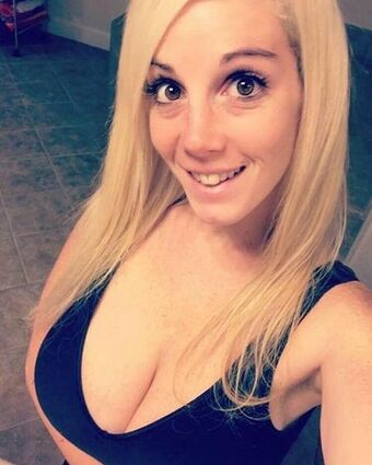 Tittyqueen77