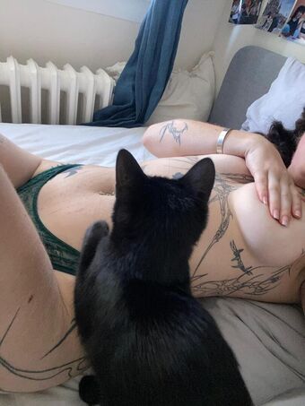 trashadele Голе фотографије OnlyFans 3