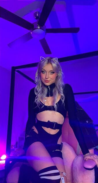 urebabe Голе фотографије OnlyFans 9