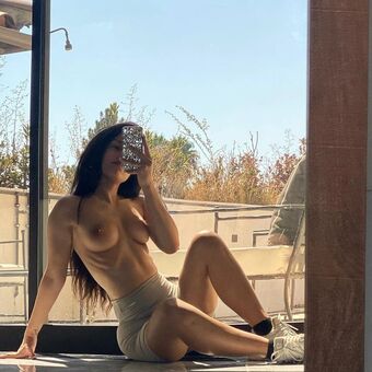 Valkyrae
