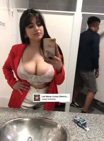 Valuu  Голе фотографије OnlyFans 14