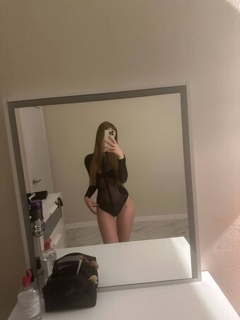 Valyusha Голе фотографије OnlyFans 6