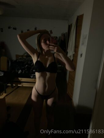 Vanessa2255 Голе фотографије OnlyFans 10