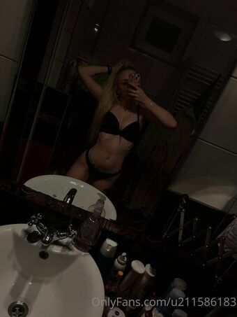 Vanessa2255 Голе фотографије OnlyFans 17