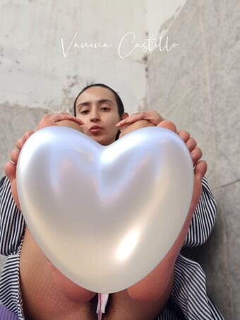 vanina Голе фотографије OnlyFans 2