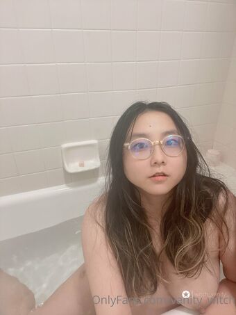vanity_witch Голе фотографије OnlyFans 12