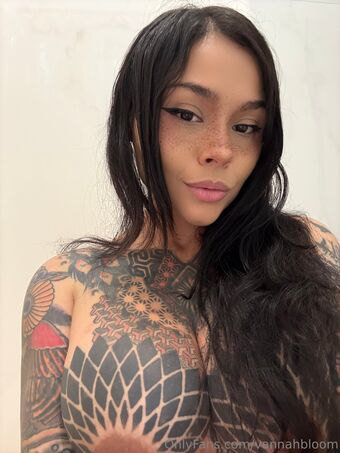 Vannahbloom Голе фотографије OnlyFans 34