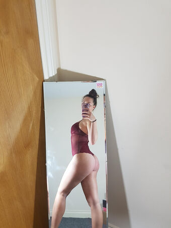 Vantoee Голе фотографије OnlyFans 9