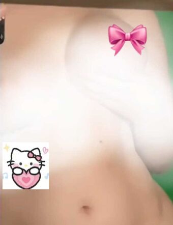 Vicsszz Голе фотографије OnlyFans 1