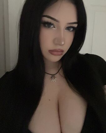 viira Голе фотографије OnlyFans 13