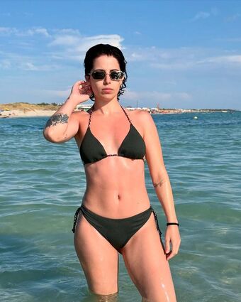 Viola Improda Голе фотографије OnlyFans 6