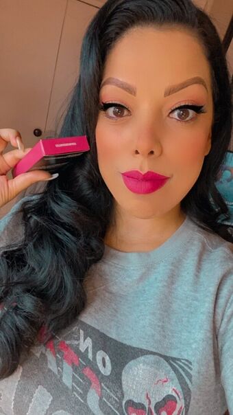 Vivacious Veteran Голе фотографије OnlyFans 1