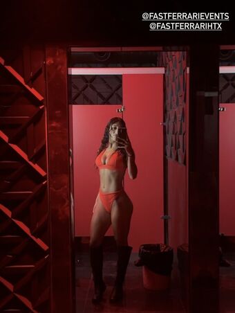 vvaleriatellez
