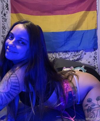 whoretifa Голе фотографије OnlyFans 21