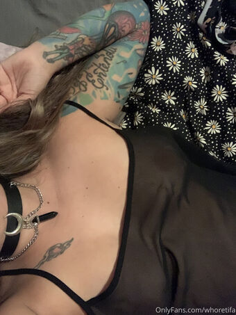 whoretifa Голе фотографије OnlyFans 28