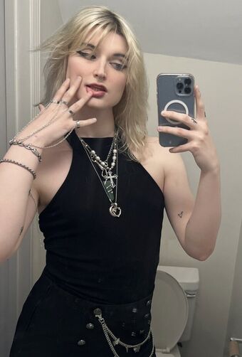 wifemoder Голе фотографије OnlyFans 14