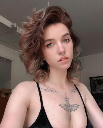 Xailurus Голе фотографије OnlyFans 13